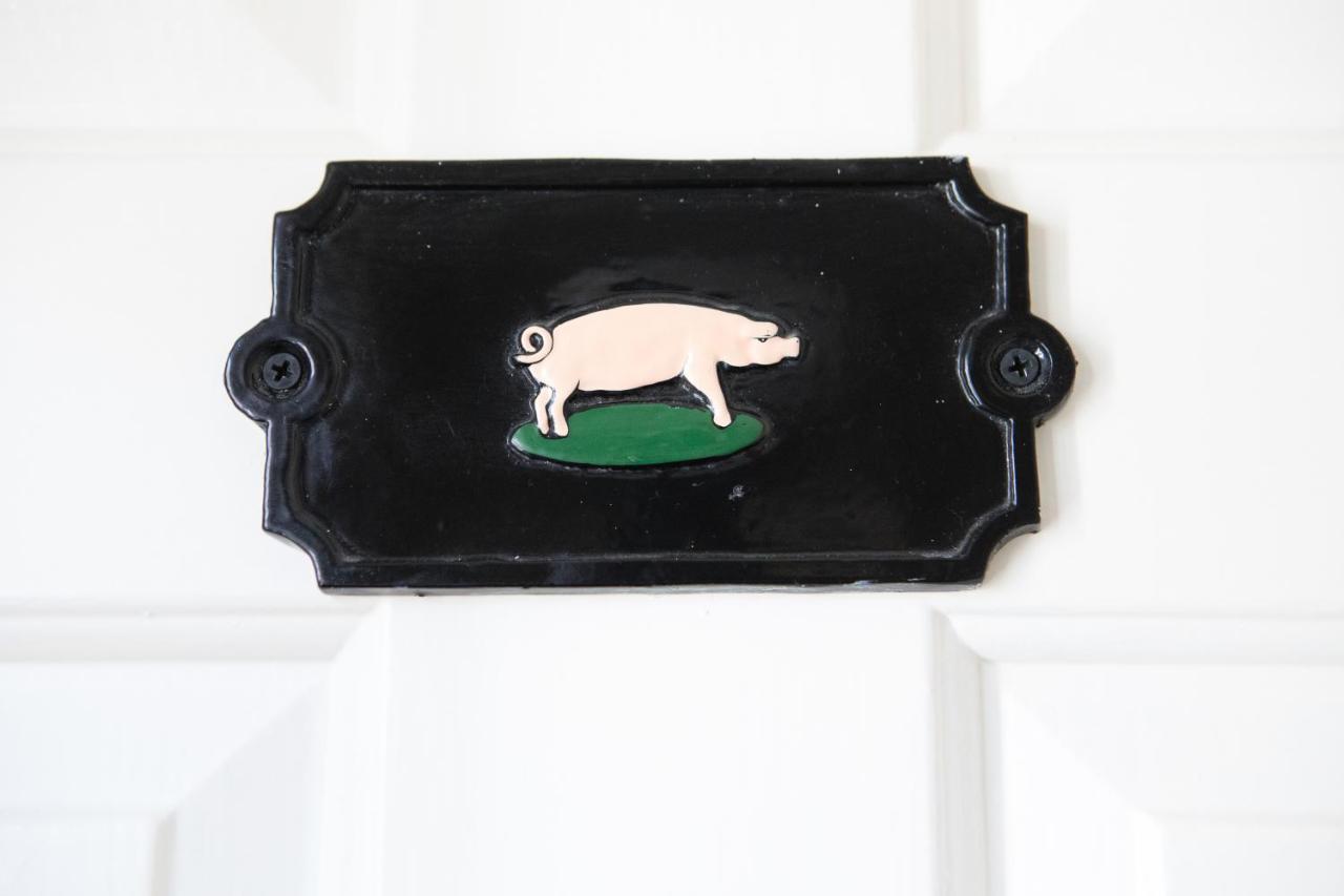 Farmyard Inn Youlgreave Exteriör bild