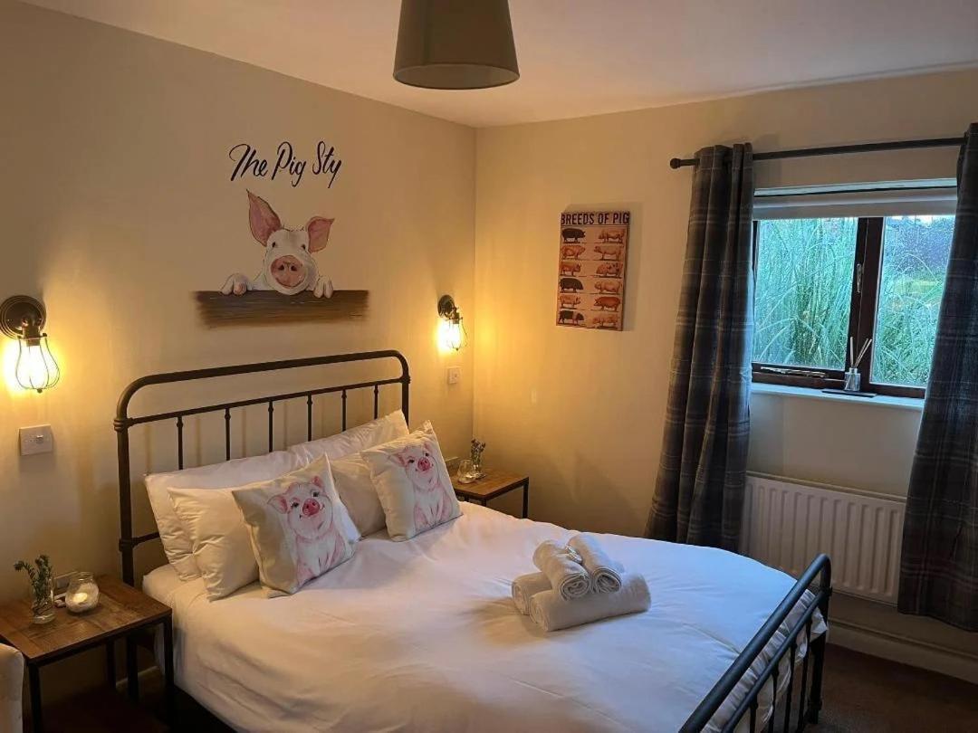 Farmyard Inn Youlgreave Exteriör bild
