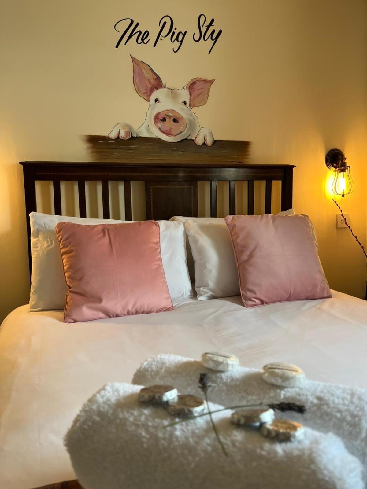 Farmyard Inn Youlgreave Exteriör bild